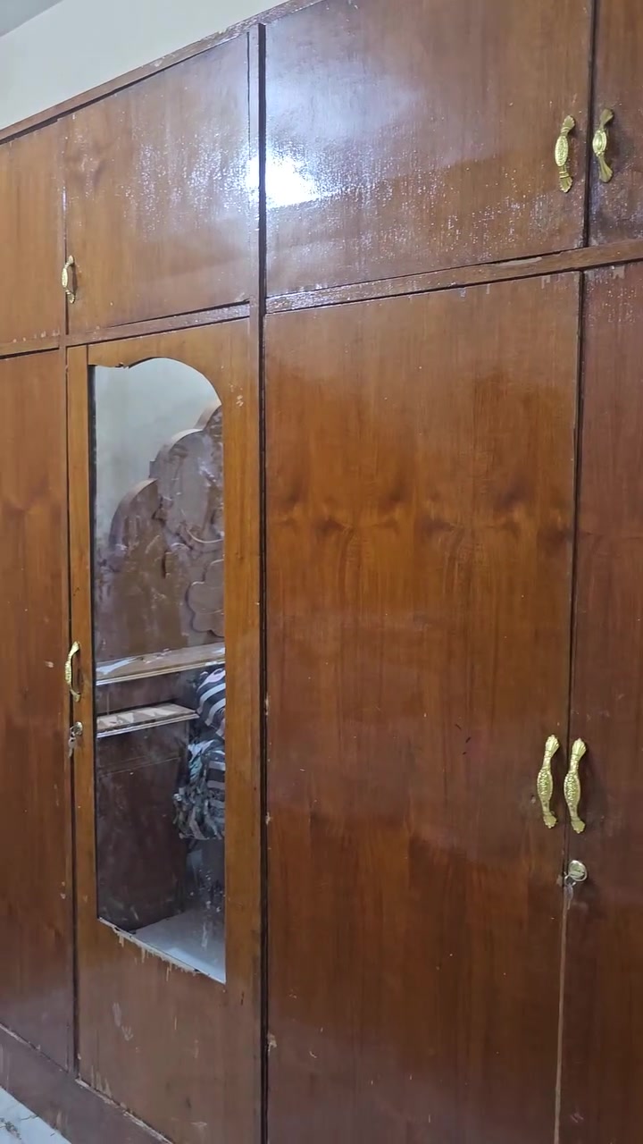 غرفه اخشاب للبيع تسكام ب٢٠٠الف
كربلاء لتواصل خاص وتساب ***********

