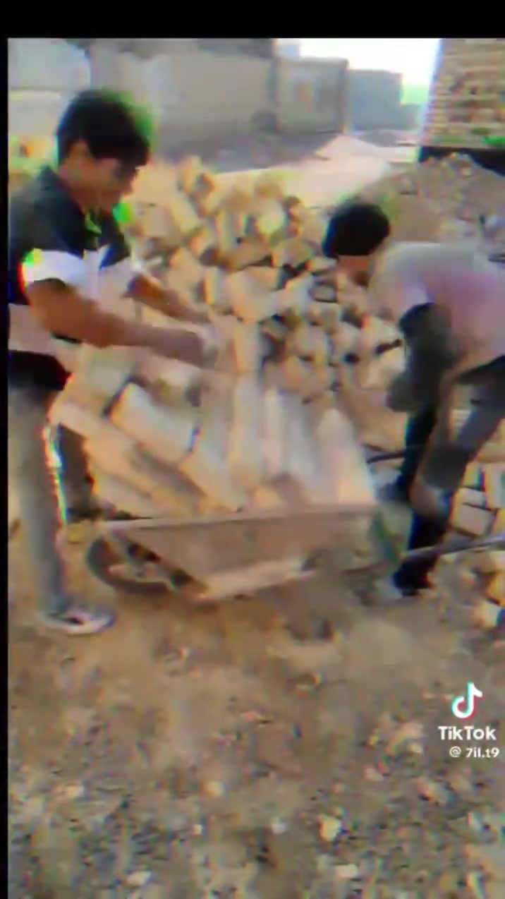يالله.  يوجدكادر عمل
جاهز/تصعيد مواد ونج وبدون ونج/ تنضيف بيوت/تفليش جدران/عمل تسلط سطوح تراب او صب/دفن حفر/نقل اثاث/نشتغل كافة الاعمال/ عملنه كافه مناطق ميسان / اتصال  ***********
