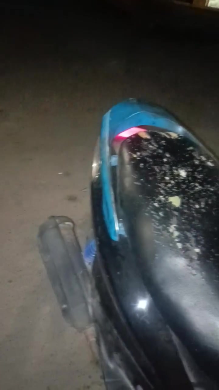 دراجه سكنس كابريتر  للبيع كامله اي نقص مابيها شغاله هندر سلف  دراجه ناعمه
سعر 400وبيه مجال 
***********
