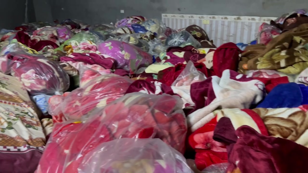 داشکان بە تانی یەک نەفەری٨٠٠٠ دوونەفەری١٥٠٠٠ دۆشەک ٦٠٠٠ لۆک ١٠٠٠٠
کلار- حه مه ي كريم- سه رووي قوتابخانه ي ئەڵوەن  -فەرعی سالۆن شيراز 

***********
