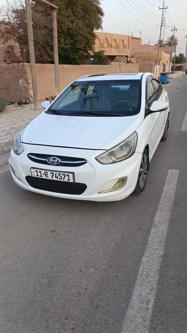 سلام عليكم اكسنت خليجي مديل 2016 فول مواصفات رقم بغداد انكليزي باسمي مكينه 1600 دوش تبريد ثلج تتدفئه  فتحه سلايت اشاير بلمري تحكمات استيرن ويل كب كروم شاشه بلاديه سياره جاهزه وحلوه السعر 95 وبيه مجال بسيط مكان( كربلاء طوريج ) ‏‪***********‬‏

