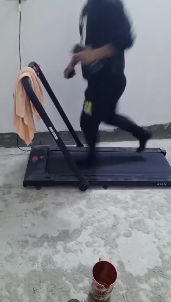 جهاز جري للبيع نضيف مستخدم قليل ابو غريب قرب مركز شرطه عكركوف السعر 130 وبي مجال
