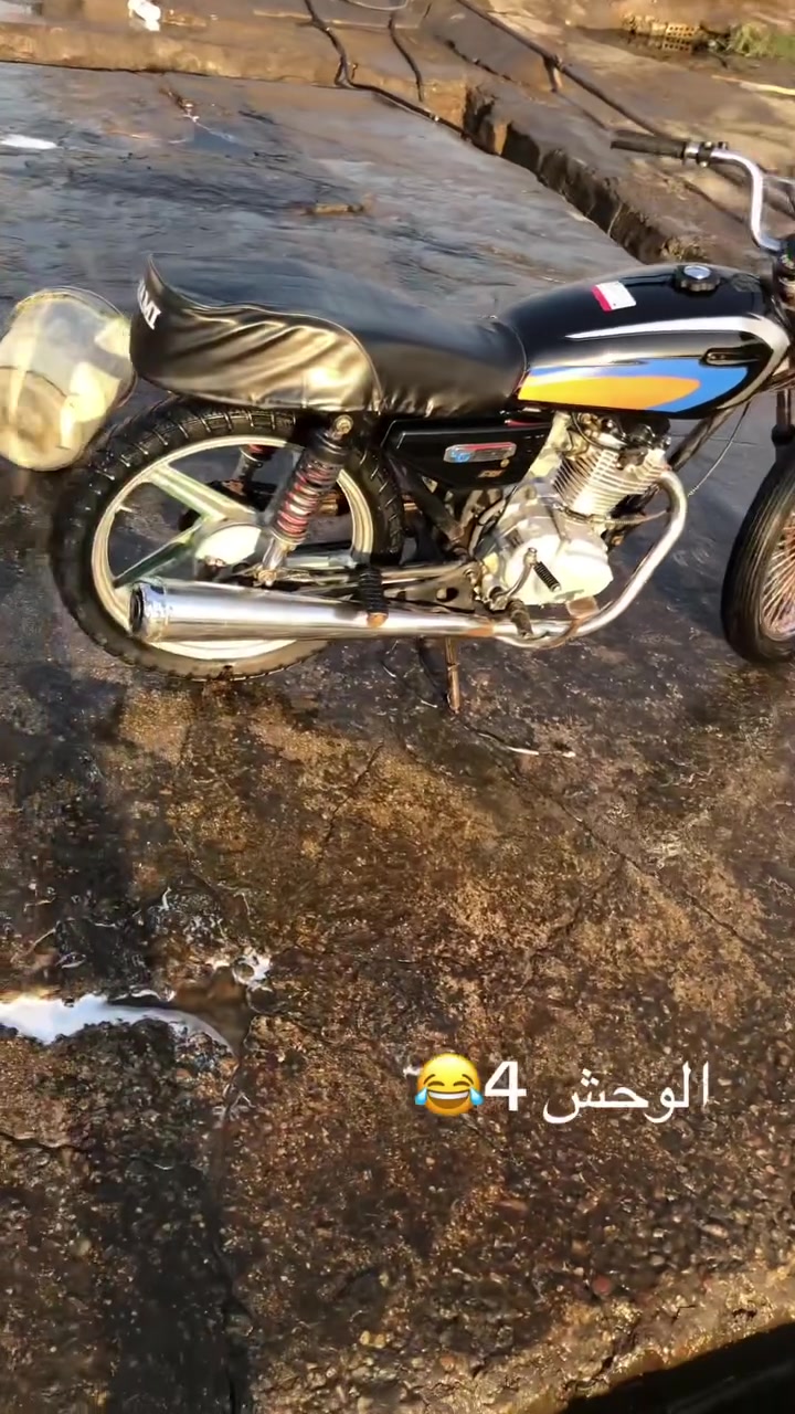 يا الله سلام عليكم ايراني 4كير تايكر دراجه حلوه ومكينه ناعمه خير من الله بس بيه نغوصات بصيطه لسعر 325وبيه مجال مكاني شعله رقم الهاتف ***********بيه واتساب

