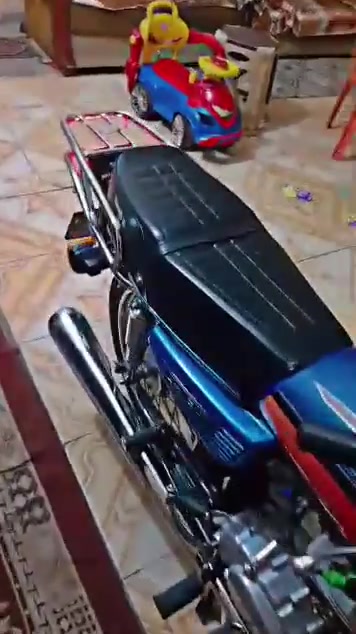 السلام عليكم ورحمت الله وبركاته اربعه كير للبيع رقم و سنويه الشراي يجي خاص او يخابر ‏‪***********‬‏وبي خير ويدالل
