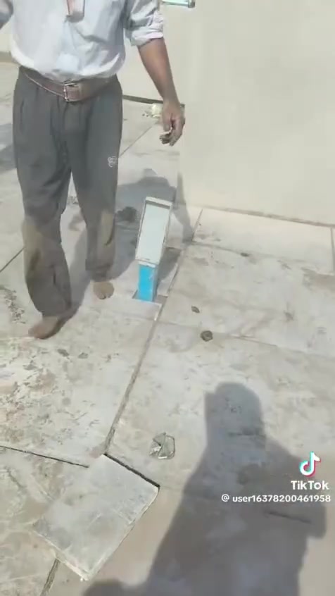 سلام عليكم نشتغل أصطح كرسته وعمل المتر 15 شتايكر بس عمل المتر 6الاف عادت وكوي ماستك بس عمل المتر 100 كرسته وعمل المتر 2000الفين
