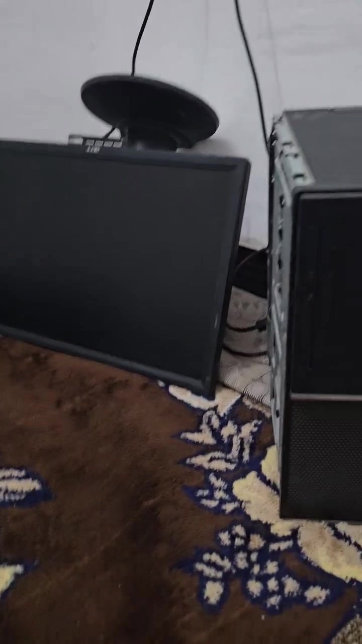 Pc lenovo للبيع
i3 8100 
Gtx 1050ti 4gb 
ram 8 gb 
ssd 120 
hdd 500 
٢٢٥ الف 
اي استفسار راسلني  او واتساب هذا رقمي 
*********** 
 فيديوهات مجرب الالعاب عليها و مسوب فحص فورمارك
مكاني نجف
