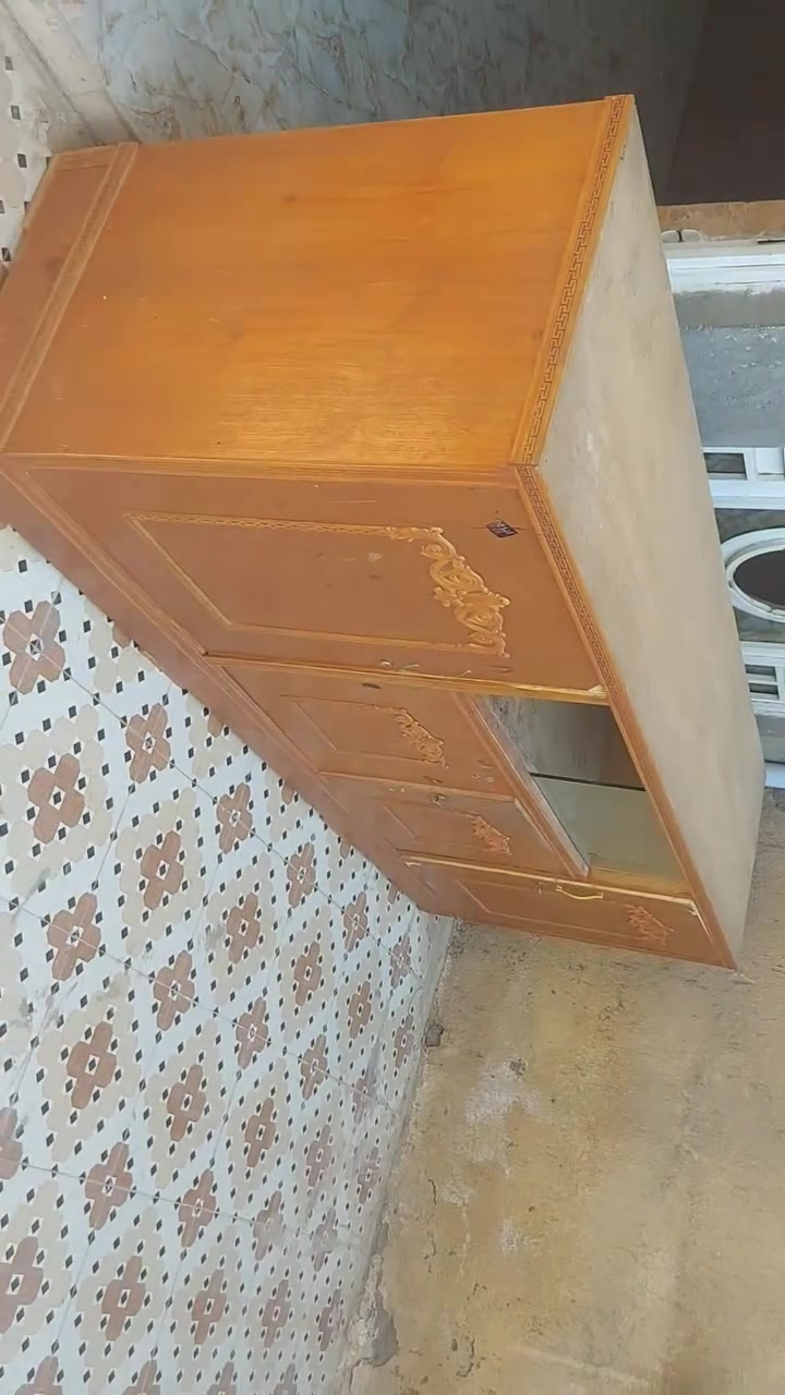 للبيع بوفيه وكنتور  سعر ٧٥الف
***********
