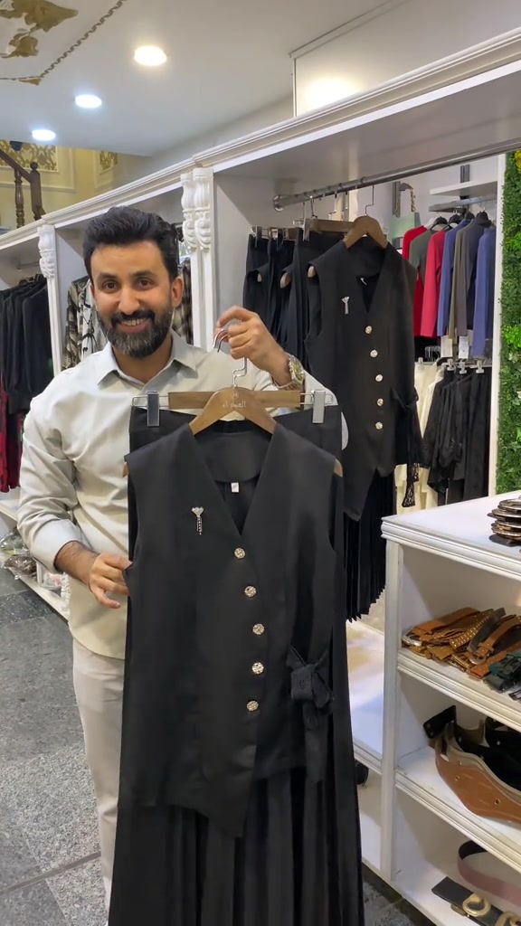 قطعه تخلي اطلالتچ غير  عن الكل 😍 تعالي شوفي الفيديو  .  سعر التوصيل 5 الاف بغداد والمحافظات 🚘 العنوان :: بغداد الدورة سوق الاثوريين***********__*********** . . . . . . #ملابس #ازياء #اكسبلور
