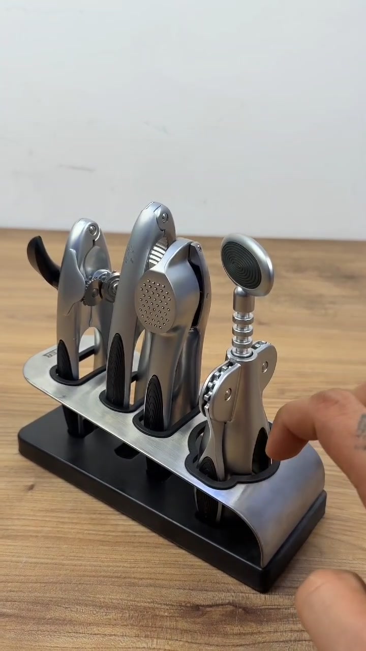 طقم مطبخ • حامل معدني • ٥ قطع