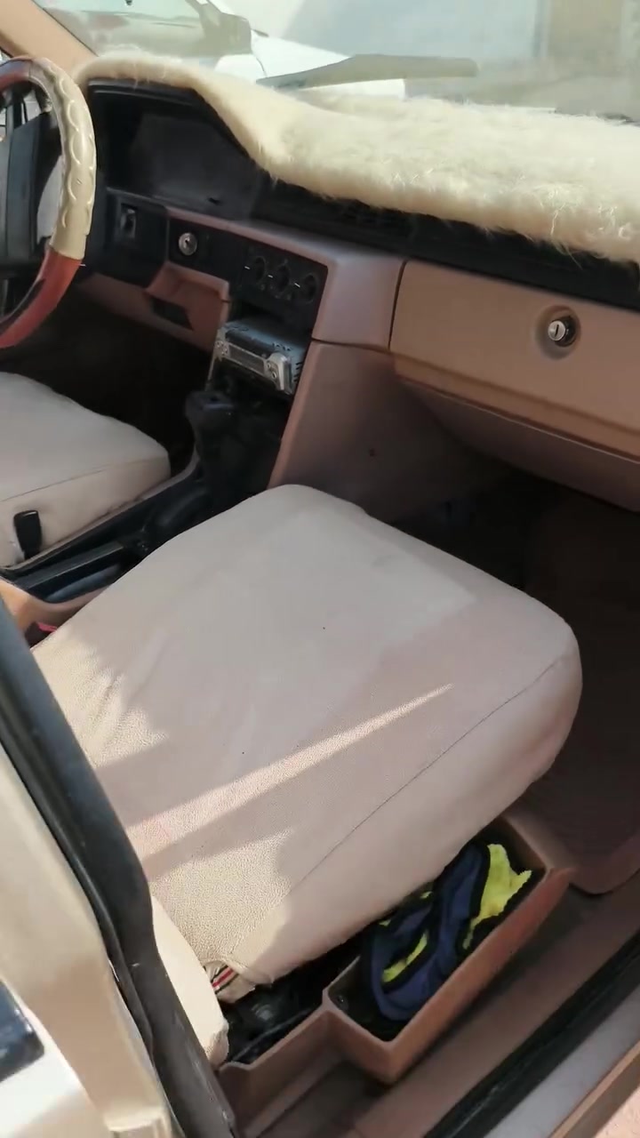 فالفو • ١٩٩١ • نضيفه