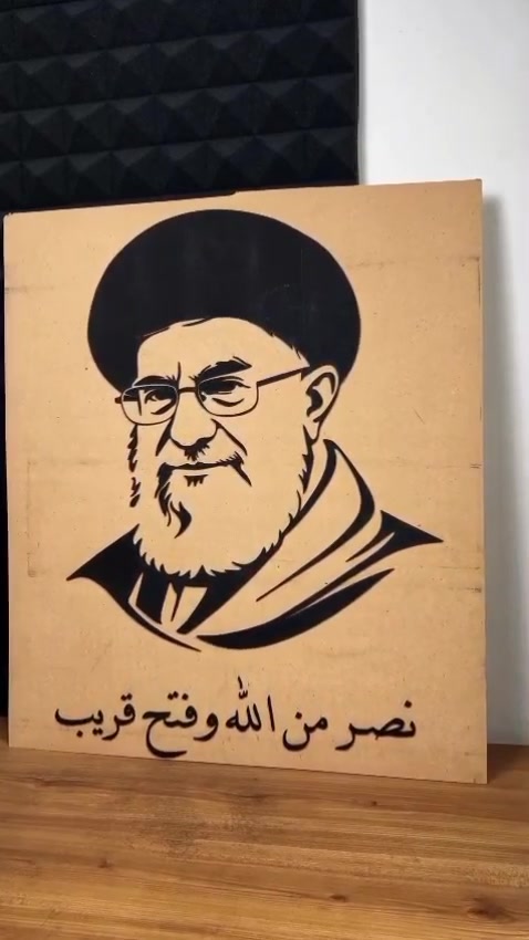 السعر ٣٠