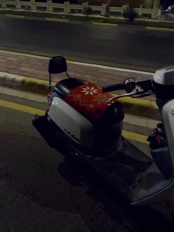 السلام عليكم دراجه بوليسي للبيع نوزل الدراجه حاويه وصل المعرض موجود السعر 750 شراي يتصل ع هذا رقم ***********
