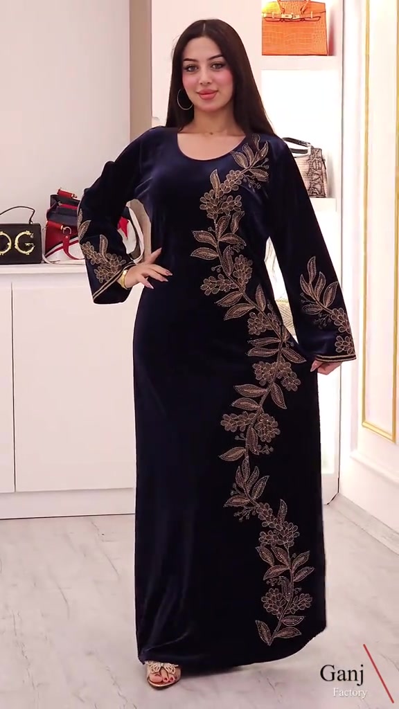 دشداشة نسائية • مخمل شتوي • مقاسات L XL XXL