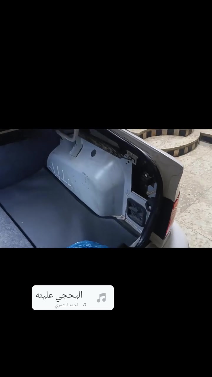 ---

*للبيع سمند موديل 2013 خصوصي 🚗*

*السعر : 60 ورقة وبيه مجال بسيط*

*المواصفات:*
- الموديل: 2013
- اللون: ابيض بيضة
- المحرك: بلادي XU7 الاصلي
- الكير: مكينة و كير  و مشط كله مكفول ناعم ❄️
- السنوية: باسمي تحويل مباشر
- السيارة نظيفة جدا مال بيت، لا صبغ لا حادث

سيارة جاهزة ما تحتاج الف دينار مصروف، بس اخذ واطلع.

*العنوان: كربلاء*

*للاستفسار: ************
*

---

