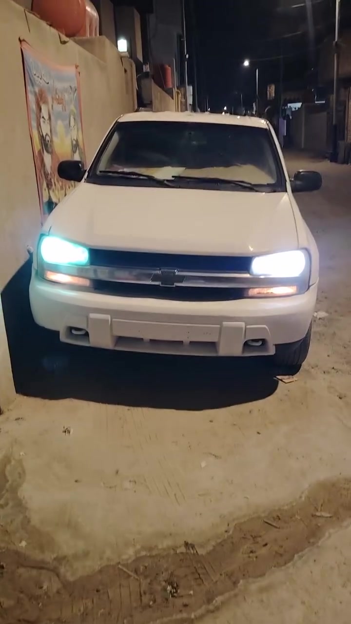السلام عليكم بلايز البيع موديل 2005 مكينة كير 3000 تبريد شغال أدام فلتر الكير دهن الكير باتري جديد الدواخل مثل ماموضحة بل الصورة بدون حادث صبغ المداركر وتكحيل المعامل كاملة بس يجي القرص وتسوي معاملة الرقم تترقم بصرة والسيارة بل البصرة *********** واتساب السعر 48 بيهة مجال قليل
