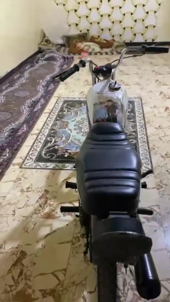 سلام عليكم درجة للبيع وراق سكنر درجة كله 26.. بس شاصي25للبيع مراوس ماكس عدله حس لقناعه سعر خاص.. مكان ديوانيه الحمزه الشرقي. متوجد فيس ورقم. ***********
