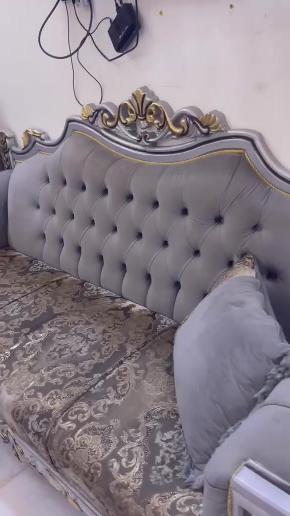 تخم كنب • مستعمل • نضيف