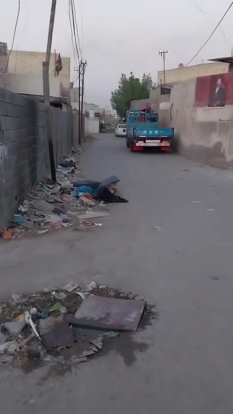 اللهم صلي على محمد وال محمد 
للبيع منزل مساحه 100 م طابق واحد 
قضاء الشعب /حي البساتين /السلام أ
قرب شارع الرايسى نهايه فرع البيضان 
السعر 45 وبي مجال
للاستفسار 
مجتبى ***********
مصطفى ***********
