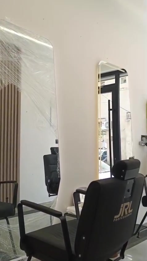 مكلف بلنشر
غراض حلاقه كامله مثل ما واضح بلفيديو
كلشي جديد استعمال 20يوم
للاستفسار الاتصال بلرقم 
‏‪***********‬‏
