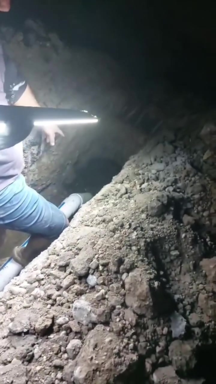 *********** اتصل وتدلل بسعار مناسبه
حفر وربط مجاري الرئيسى 

حفر الأبي وسحب صوندات 

تكعيد مناهيل 

تاسيس مجاري نظام الرفت 

تصليح كسر بواري  المجاري

بغداد
