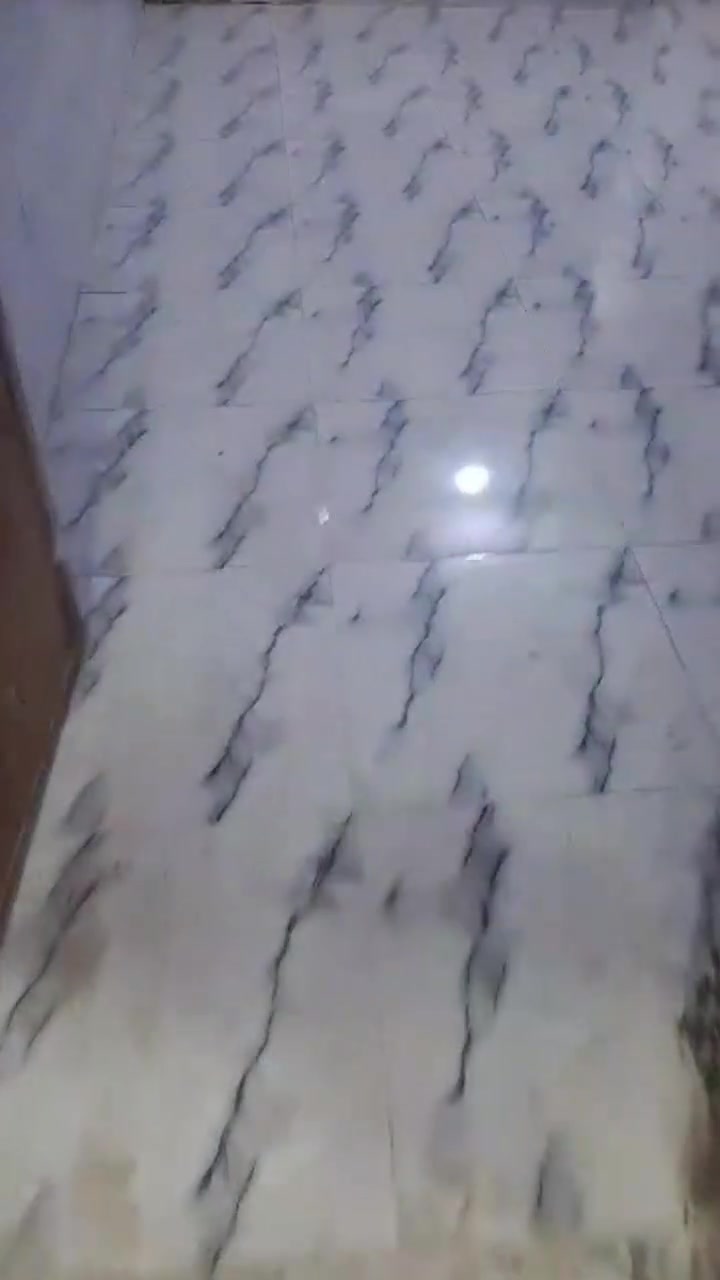 السلام عليكم خلفه مصري سيراميك بروسلين كاشي مرمر شغل ليزر درجه اولى تسليم مهندسين داخل بغداد رقم بهي واتس ***********
