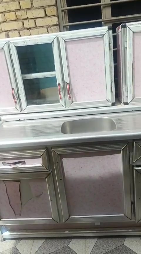 السلام عليكم كاونتر للبيع مثل ماواضح بالصوره 
سعر 200 وبي مجال شراي تصل ***********
