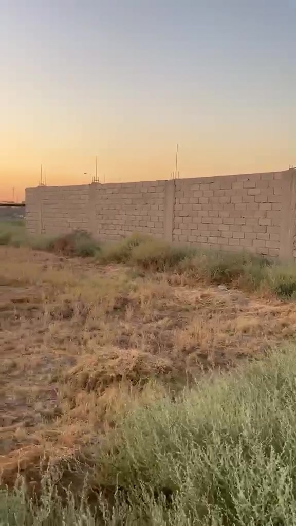 السلام عليكم
 دونمين للبيع علئ سدة حي
البتول نزال 125 واجهة 40
التفاصيل داخل الفيديو
للأستفسار
***********
