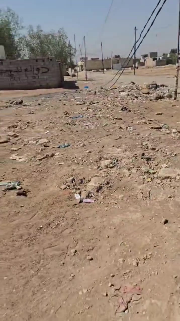 يالله السلام عليكم للبيع ٥دوانم الوجهه عل شارع حداعش حلوه بديت خط الثالث يم تبيلط ماي كهرباء قريب عل مقابل سواق المدينه يم مطعم تموعه رقمي ***********
