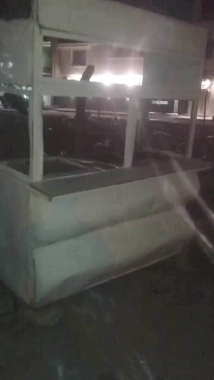 عربانه لبلبي للبيع
***********
للتواصل بغداد حي الجهاد
