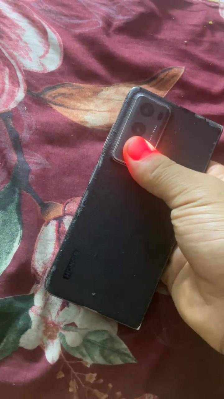 هونرماجكّ في ٢ ذاكره ٥١٢ شغال بدون شاشه مكسررات باقي كشي شغال ابيع عهلّ وضع بورد ب١٠٠ بغداد مدينه صدر ***********
