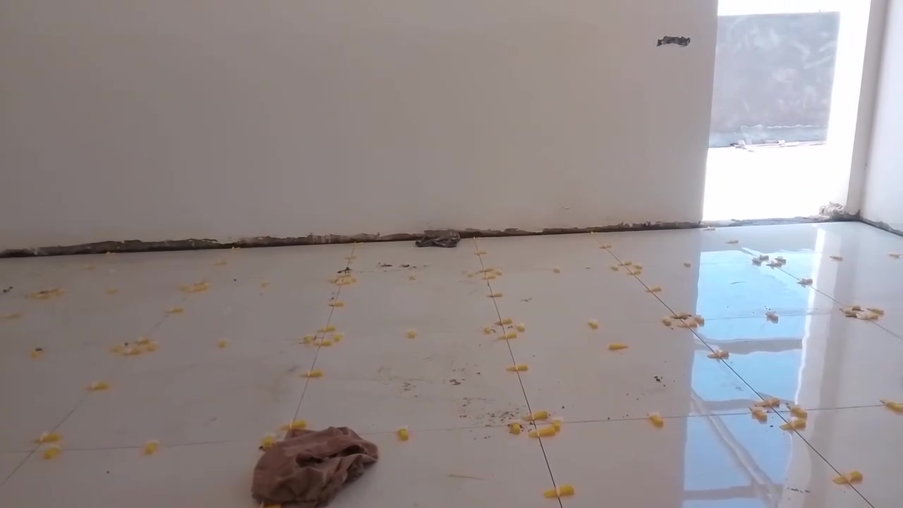 خلف سيراميك عمل درجه فوك لئوله شرط ستلام مهندس ***********
