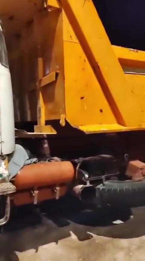 سلام عليكم للبيع قجمه موديل 79بلاديه اللستفسار***********
