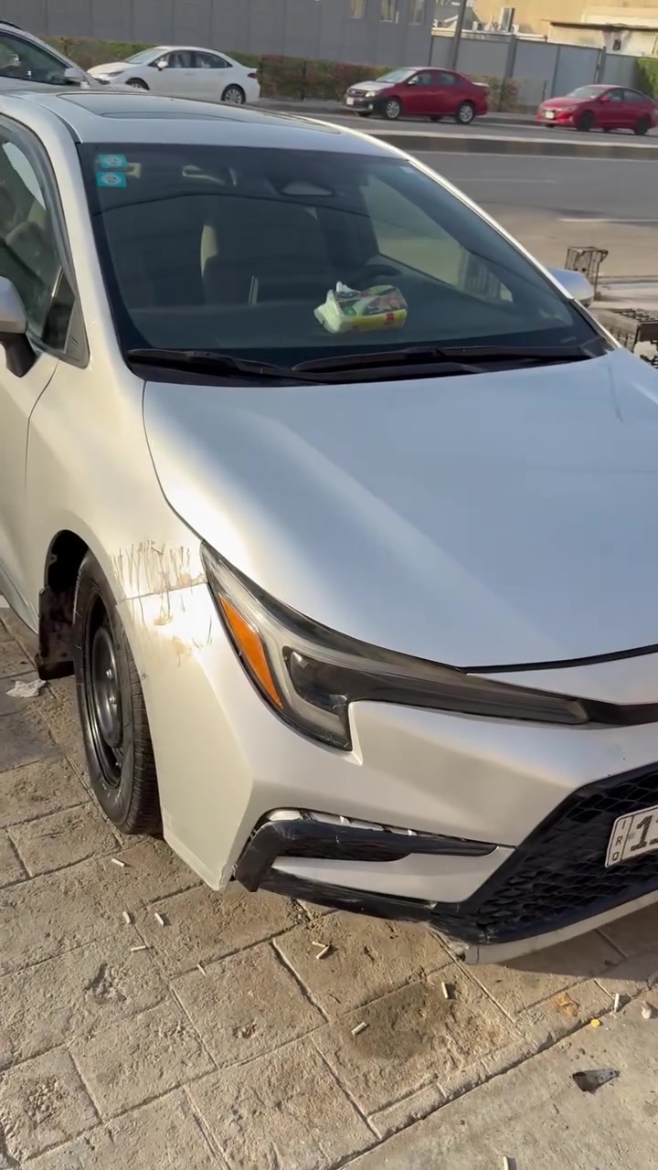 السلام عليكم كلشي موضح بالفيديو ماشيه ٧٥ ألف كيلو السعر ١٣٢ و ماكو هيج سعر السياره يرادلهه ٦ دولار بس متوازي على فلوس و تكدر اتعوفهه لان مابيهه ضرر يوكفهه ***********

نص مكتوب في الصور:
- bidfax.info
