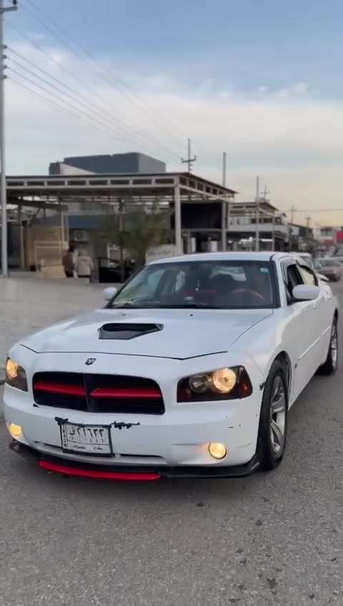 جرجر 2010لبيع سعر  110بيها مجال فول مواصفات كامره شاشه محرك وكير مكفول  حجم محرك 3500دوشمه جديده فيها سونار  ضرر خفيف جاملق ايمن شبرين صبغ فتحه تبريد رقم الهاتف ***********رقم بغداد مكان موصل سومر سعر على واتس اب
