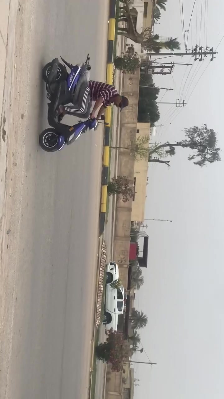 قطعة تجارية للبيع العنوان حي بابل المساحة 660           ***********
