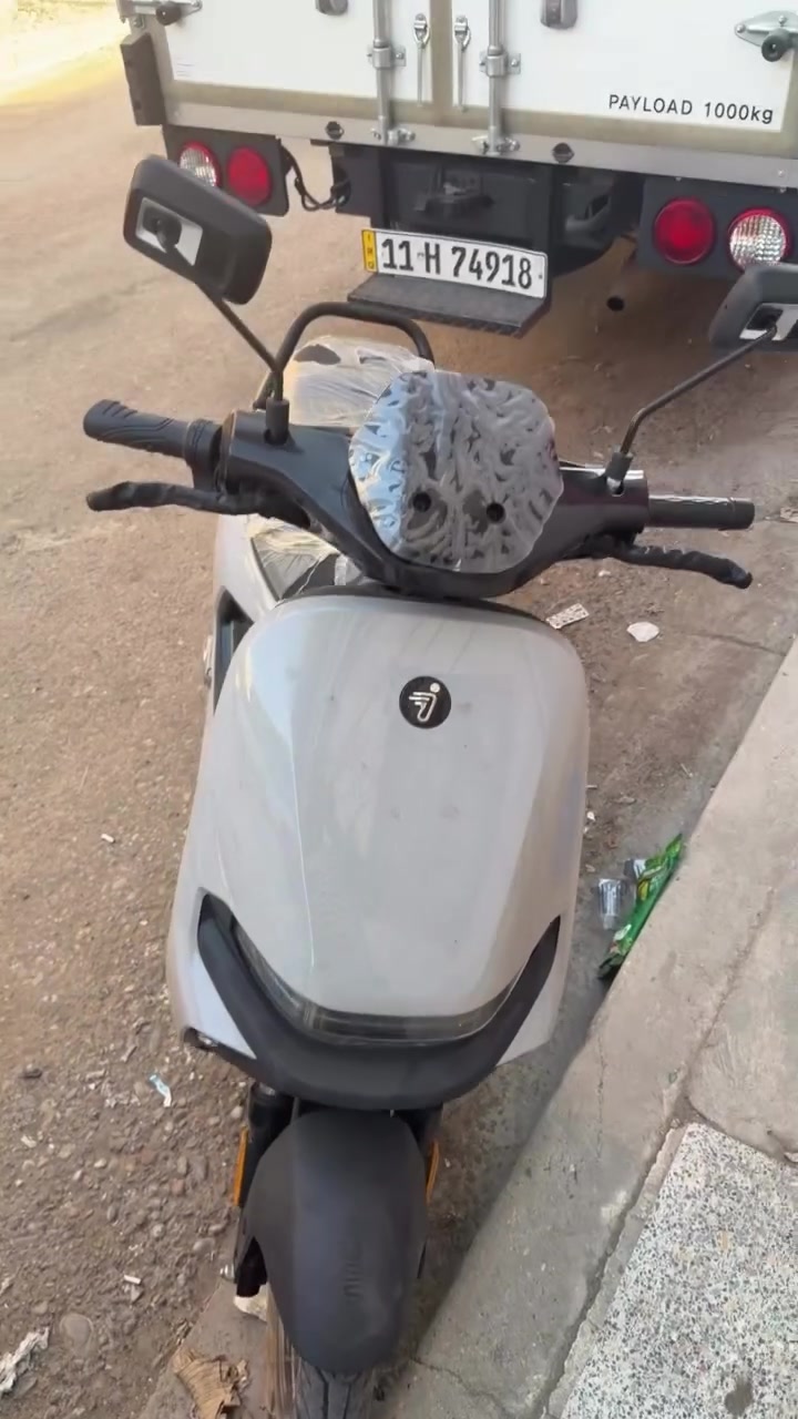 السلام عليكم دراجه البيع بطاريه 6جديده سخدام قليل كلش سبوع وحد شحن 5ساعه بس تحمل وزن 180 كيلو لون سمنتي بصمه وكرت دراجه كلش حلوه مكان دراجه المدينه قطاع 75 هذه رمي متوجد وتساب رصيد فقط ***********
