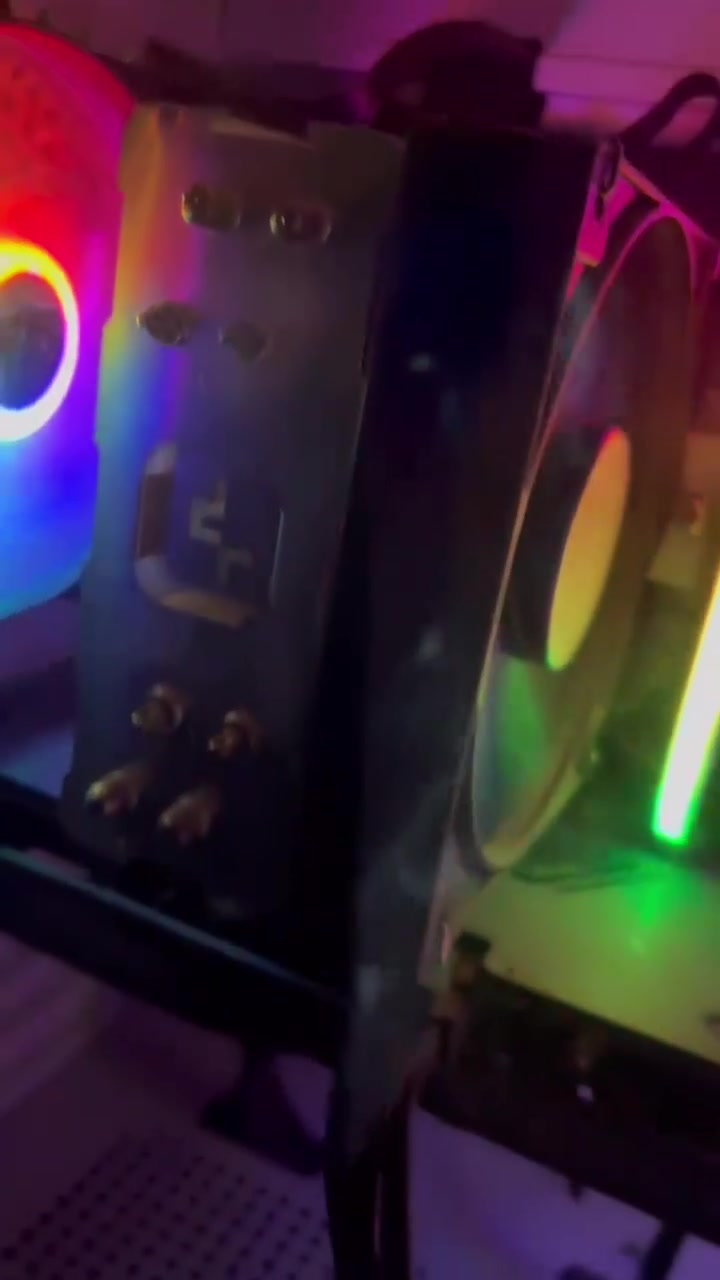 تجميعه pc كامله
من رخصه الادمن اتمنى توافق 
PC:بسعر مناسب 
نضيفه جدا + مجرد تاخذها كبل تستخدمها كلشي وياها شاشات ثنين ويو بي اس افضل نوعيه بالسوگ + توصيل ماعندي!!! 
 • Intel Core i5-12400F
• NVIDIA GeForce RTX 3060 12GB
• RAM 16GB DDR4
• MSI PRO H610M-G DDR4
• SSD 256GB
• HDD 1TB
• PSU 600W
• DeepCool CPU Cooler
• GALAX Case
🎮 الشاشات: • Raptor IPS — 180Hz —
•الشاشه ثانيه  AOC — 60Hzا

⌨️ الملحقات: • Mechanical Keyboard
• Keyboard 2
• Mouse
• UPS Offline 
سماعه من ماركه رايزر
سماعه G9000
❌مع العاب ❌
/ قراند 5 / FORZA 6 / BODYCAM / Assesto corset /هيتمان السلسه كامله / كره قدم / والعاب أخرى 

الرقم للتواصل📌:  ***********
مكاني 🌐
ألانبار- الرمادي
