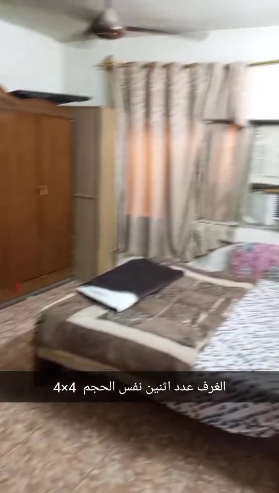 السلام عليكم بيت للبيع الطابق الاول والثاني وموقع تجاري حي العسكري الاتصال على الرقم
*********** ابو هديل 

*********** مهدي ابو رقية
