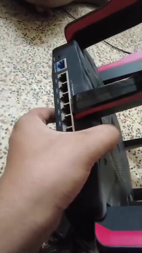 راوتر الكيمنك
للبيع 150 الف قفل  ***********
