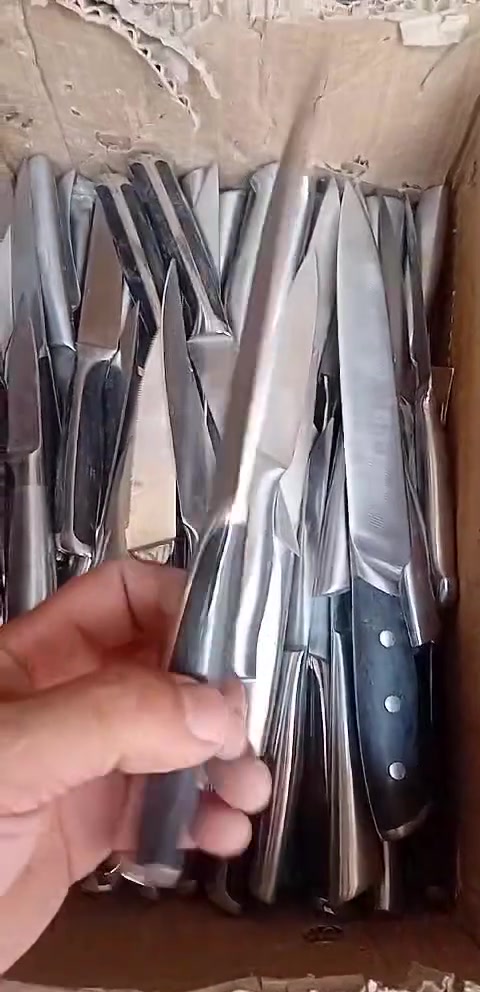 سجين صب اصلي ناعم
موس ومنشار ناعم تخفيض 
للحجز واتساب ***********
