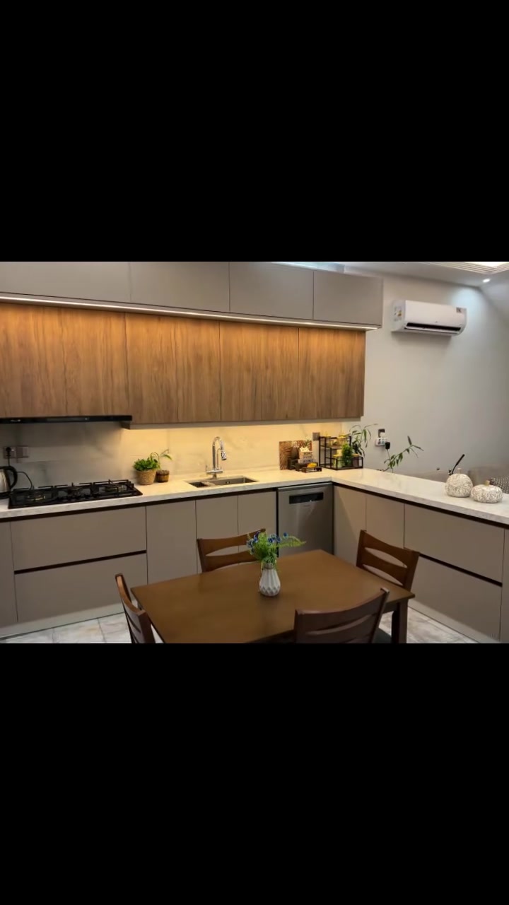 family 

للمطابخ والديكور الداخلي 

بغداد حي العدل 

شارع الربيع 

للتواصل 

***********
***********
