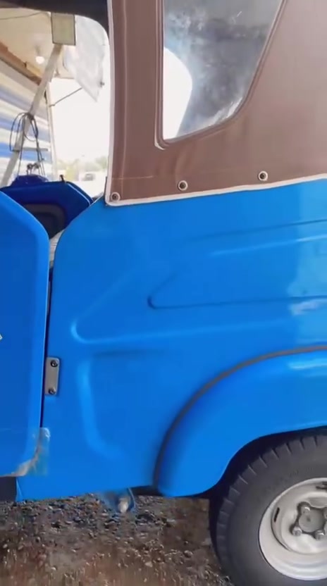 السلام عليكم تكتك للبيع موديل 22 رقم بغداد بسمي تحويل  ثاني يوم بيها ضربه بل صفحه اليسره مرجعيها كفاله عامه ع سونر ابيعها كفاله زيرو 🤫 رقمي ***********
