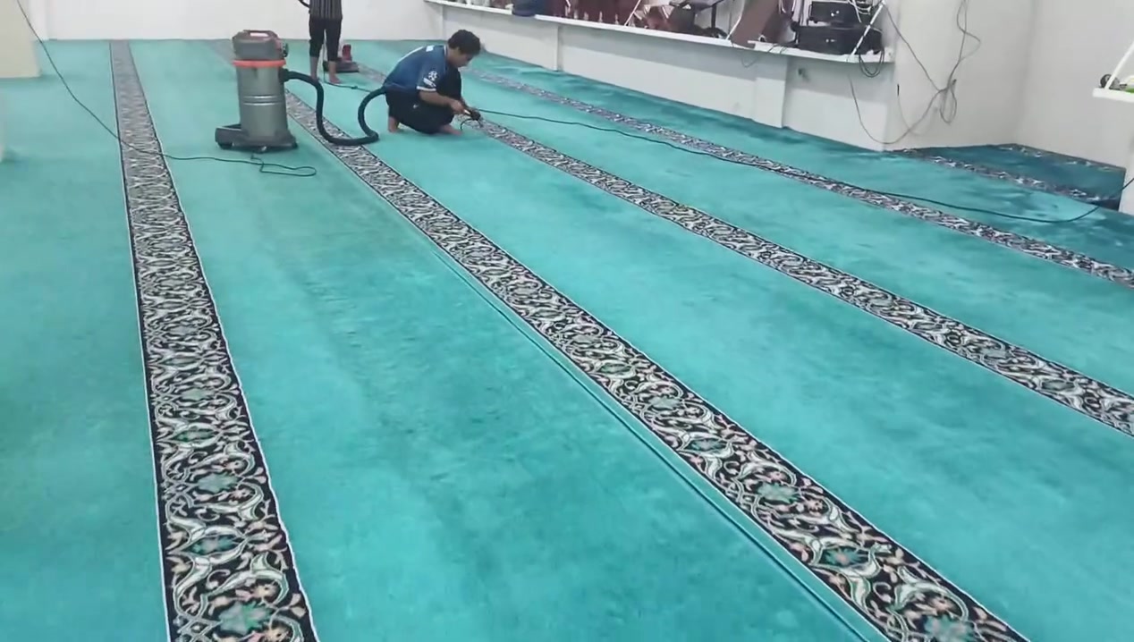 على بركة الله تم غسل سجاد جامع قرية كاخرتة في ناحية العياضة للحجز والاستفسار 
***********
0750302929
