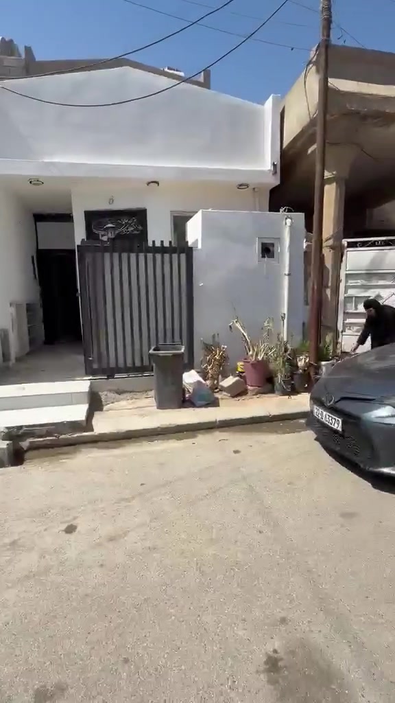 دار اللايجار مساحه 100طابق ونص
 صفر البيت 
فول كاشي وسيراميك وسقوف ثانويه نظام دكتات
سعر الايجار 250قفل 
الموقع كركوك حي النداء 
يتكون الدار 👇 
غرفتين استقبال مطبخ هول بيت ونه
مطلوب عائله صغيره

اللمزيد من المعلومات الاتصال بالارقام التاليه 
***********واتساب 
او مراجعة المكتب حي الأسرى مقابل جسر الرشيد
