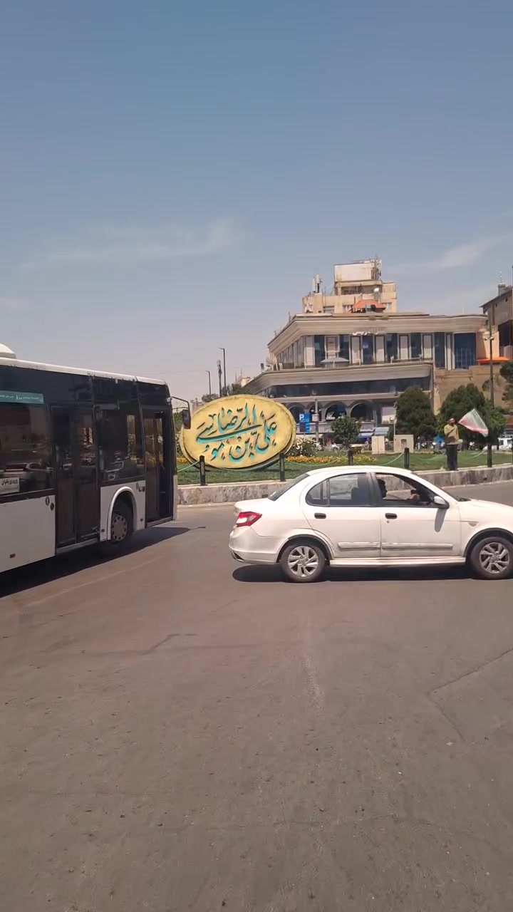 وصول مسافرينا الى مشهد المقدسه
