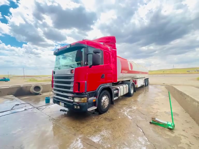 اسكانيا بس راس بدون اضبارة بيها قرص ٢٠٠٥ فول مواصفات بدون صبغ بلادي تبريد قفل مركزي كير كهرب ريتايدر سعر ١٢٠ رقم الجوال ***********
