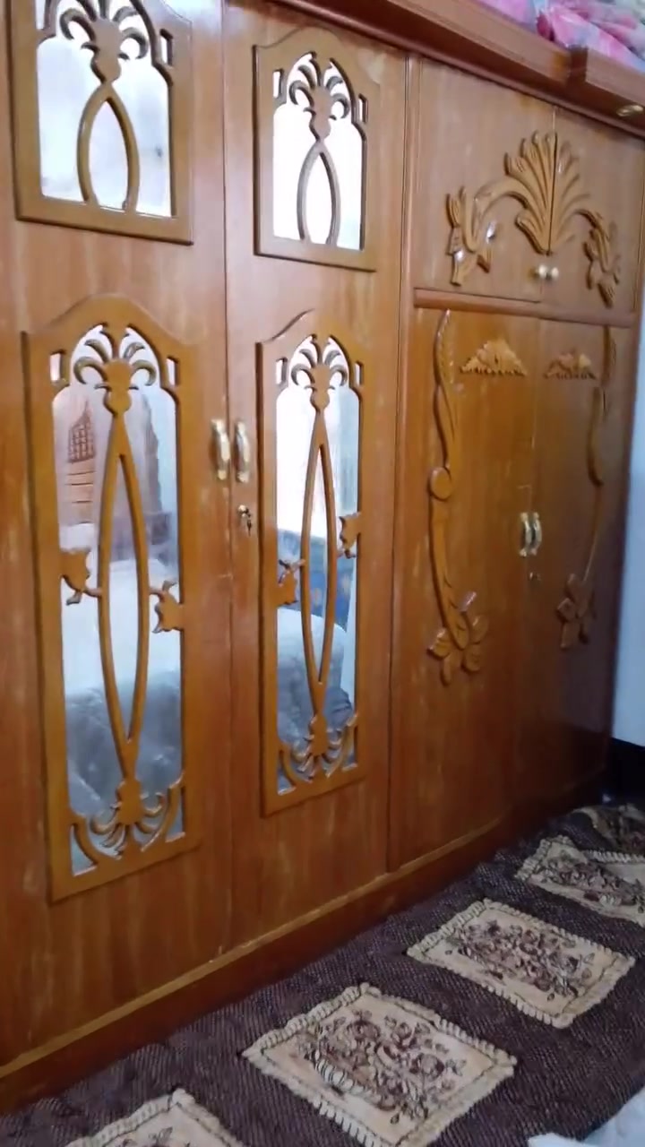 السلام عليكم
غرفه نوم للبيع كامله السعر ٥٠٠ 
***********
