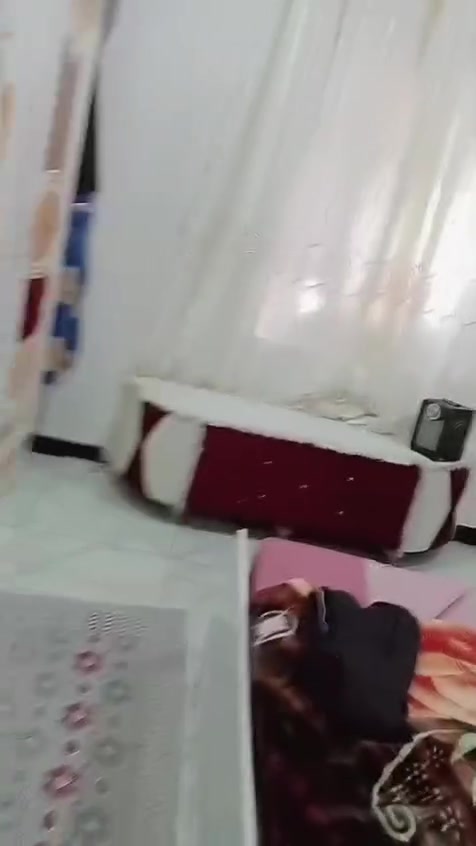 غرفه للبيع تخبل والله وكامله ماناقصها اي شي تواصلو ع هذا الرقم ***********

