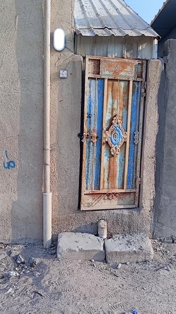 سلام عليكم شقه الايجار 250 قفل عنون زبير رقم ***********
