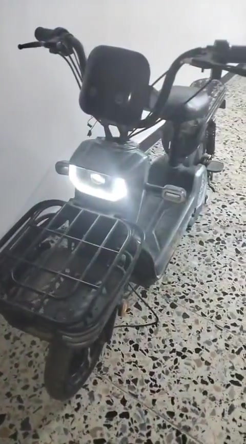 دراجات شحن • عوزهن بطاريات • الموصل
